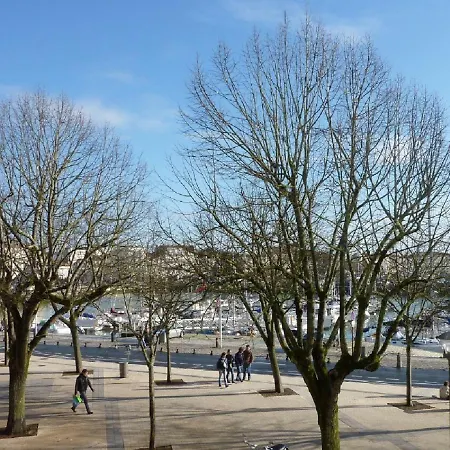 Sur Le Vieux Port Vue Sur 아파트 *
