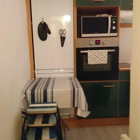 Sur Le Vieux Port Vue Sur La Rochelle (Charente-Maritime)