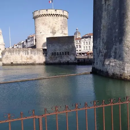 Apartment Sur Le Vieux Port Appartement Vue Sur Mer La Rochelle (Charente-Maritime)